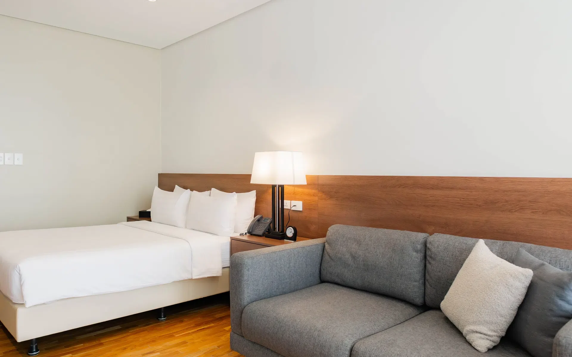 Awesome Hotel Premier King