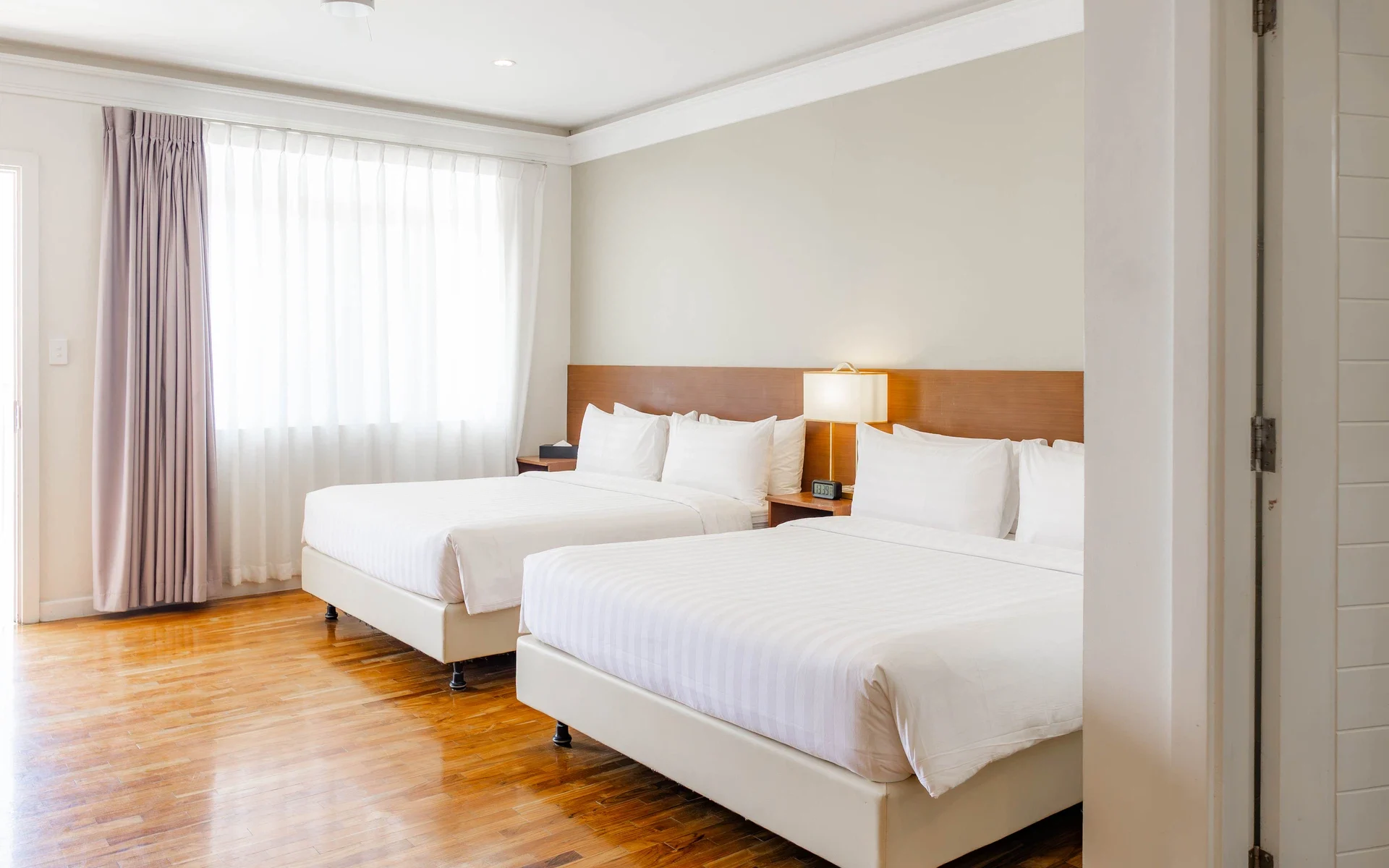 Awesome Hotel Superior Deluxe Room