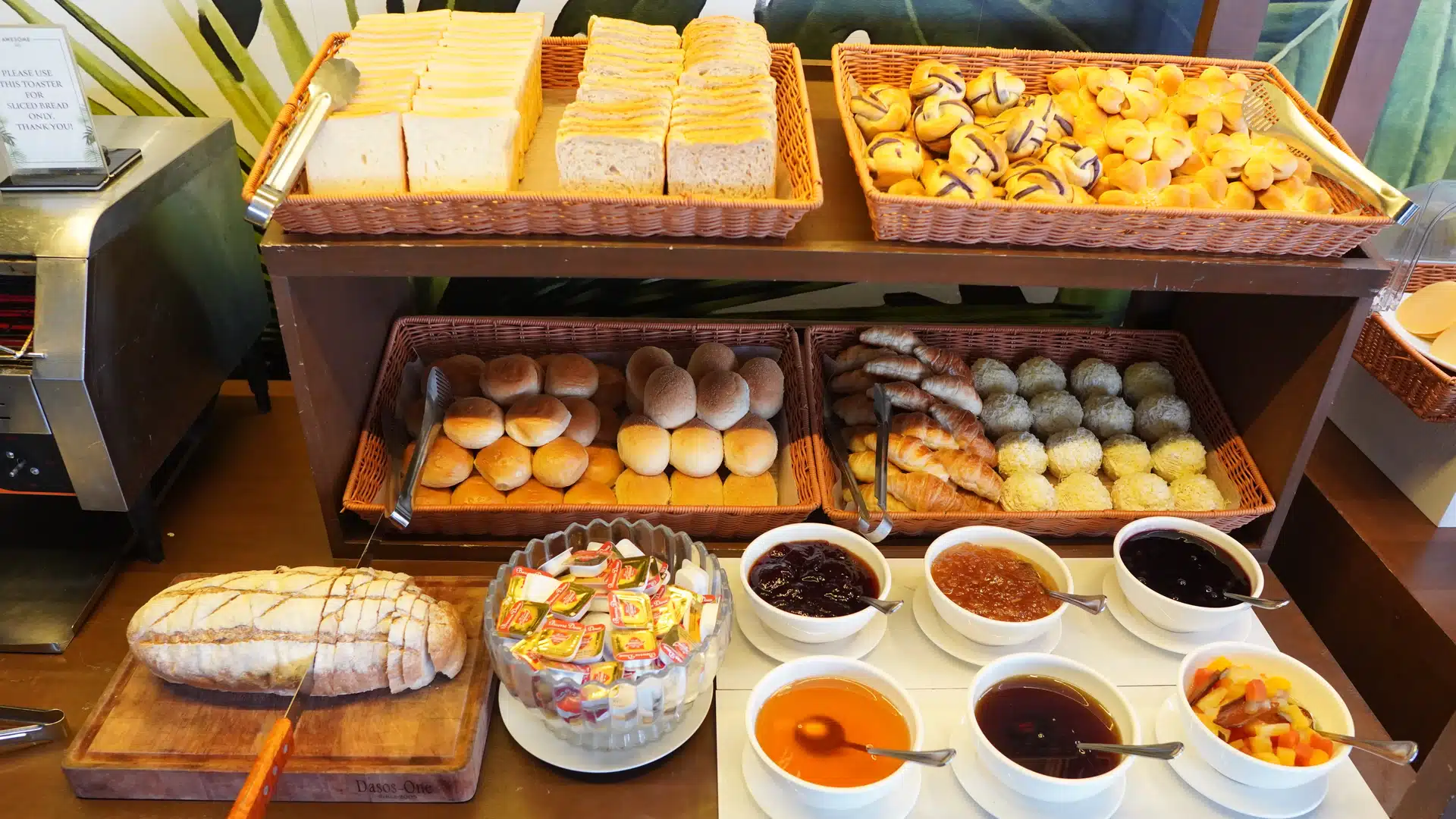 Breakfast Buffet 8